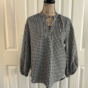 A new day Black & White Gingham V-Neck Puff Sleeve Blouse small.